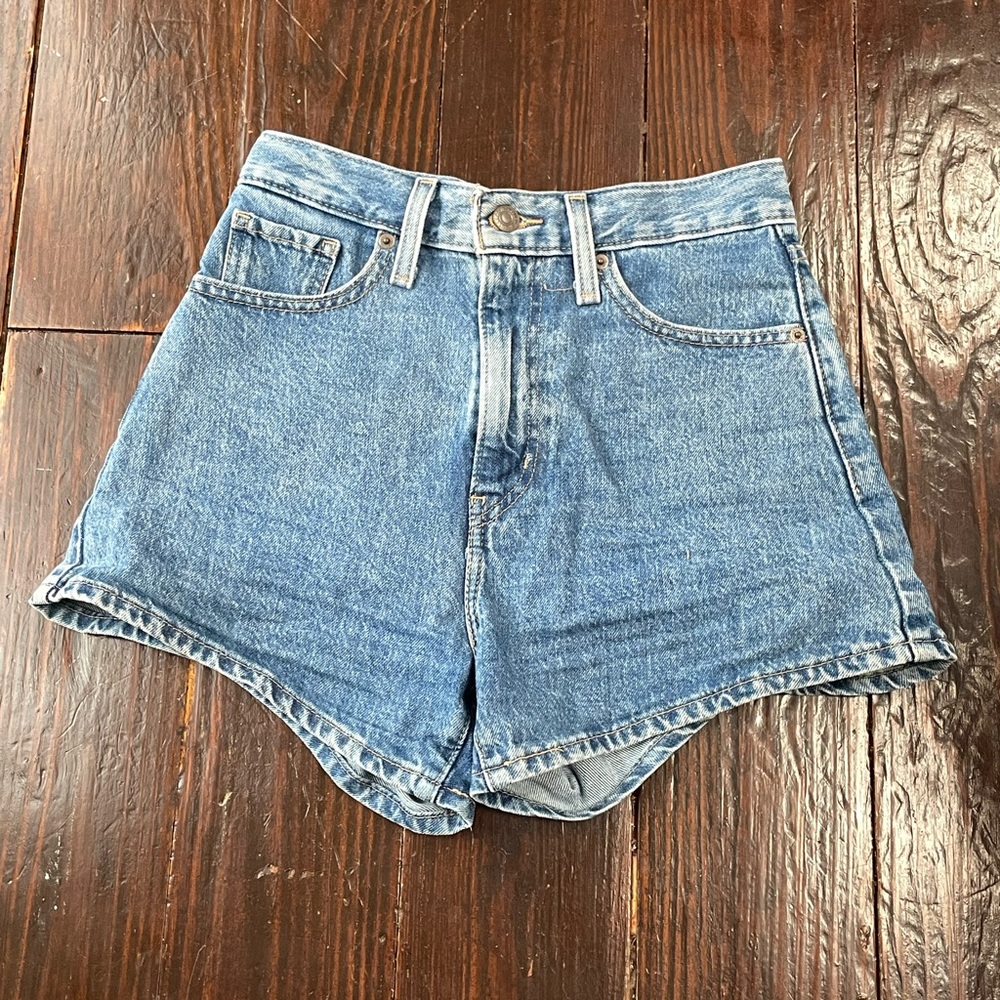 Levis High Waisted Mom Women's Shorts
